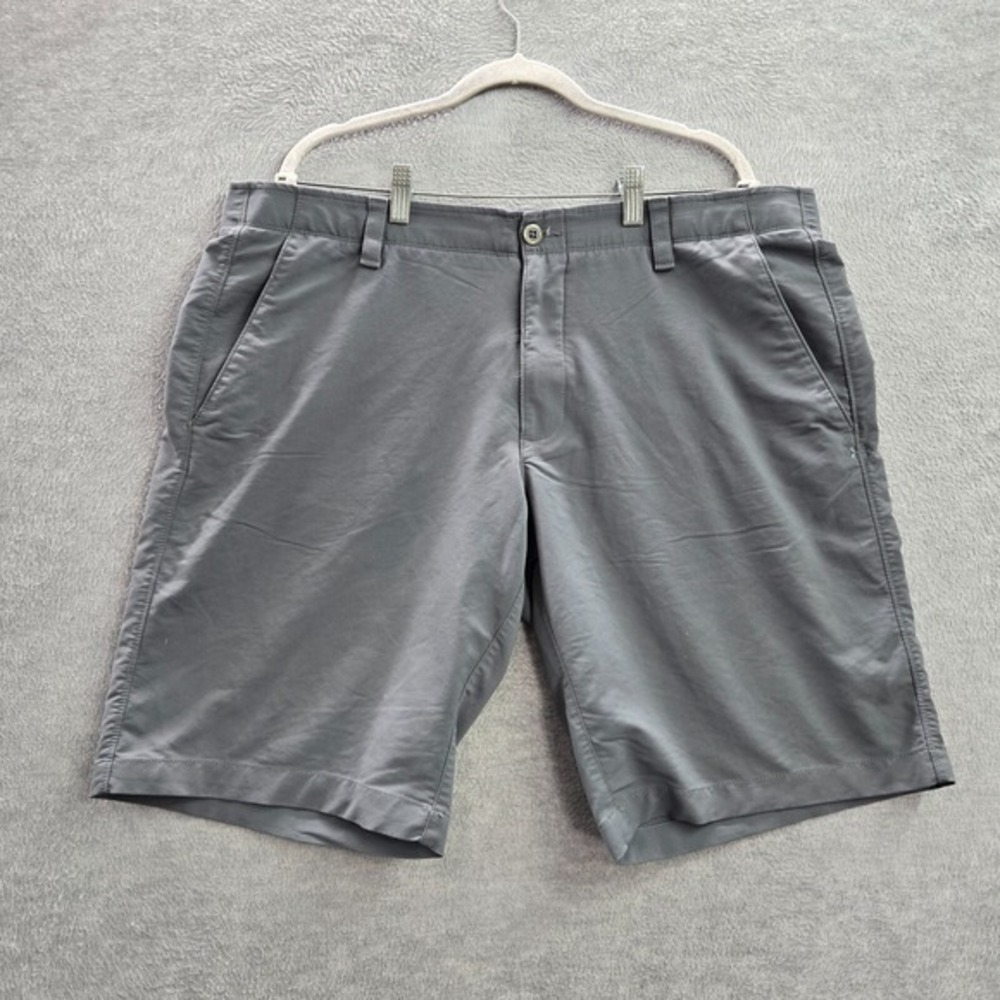 Under Armour Men Activewear Shorts 40 Gray Heatgear Logo Golf Chino